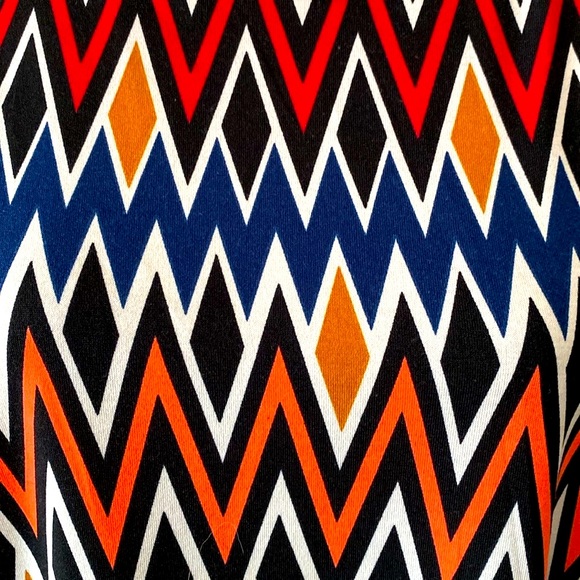 LuLaRoe “IRMA” HIGH-LOW TUNIC OVERSIZED TOP SIZE EXTRA SMALL 🌟NWT🌟 - Picture 3 of 11